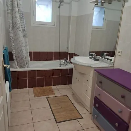 Joli Appartement Dans Quartier Calme De Perpignan Exterior photo
